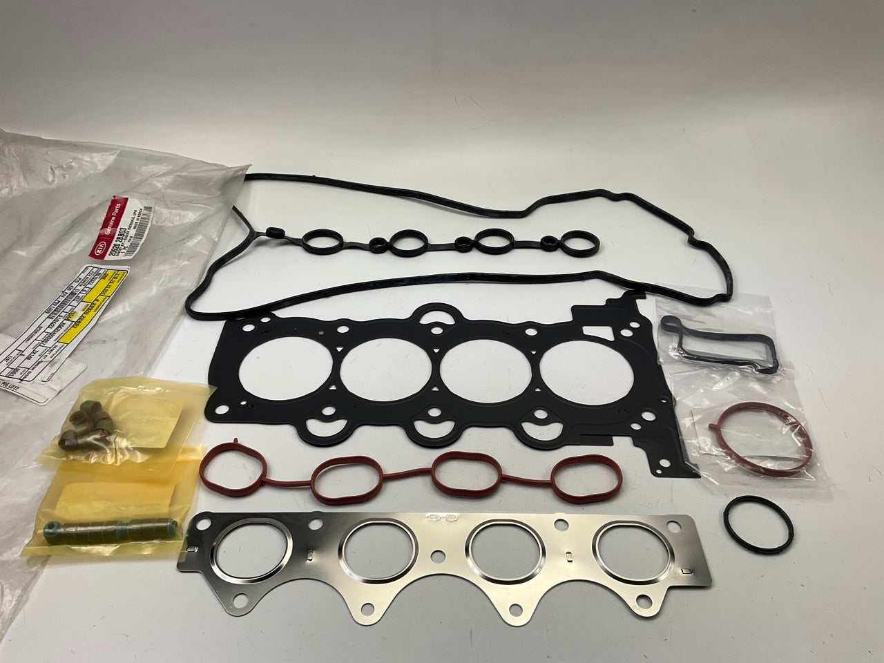 NEW GENUINE Engine Cylinder Head Gasket Set OEM For 2012-2017 Kia Rio 209202BB03