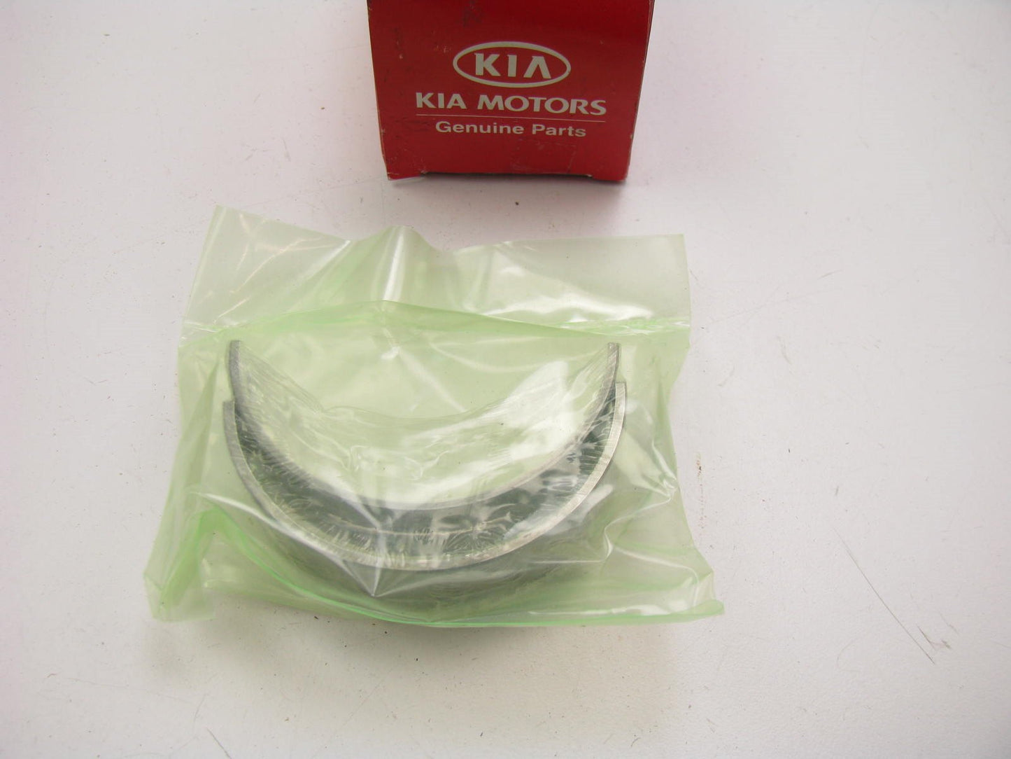 New OEM Engine Connecting Rod Bearing PAIR STANDARD-E For 2005-10 Kia Sportage