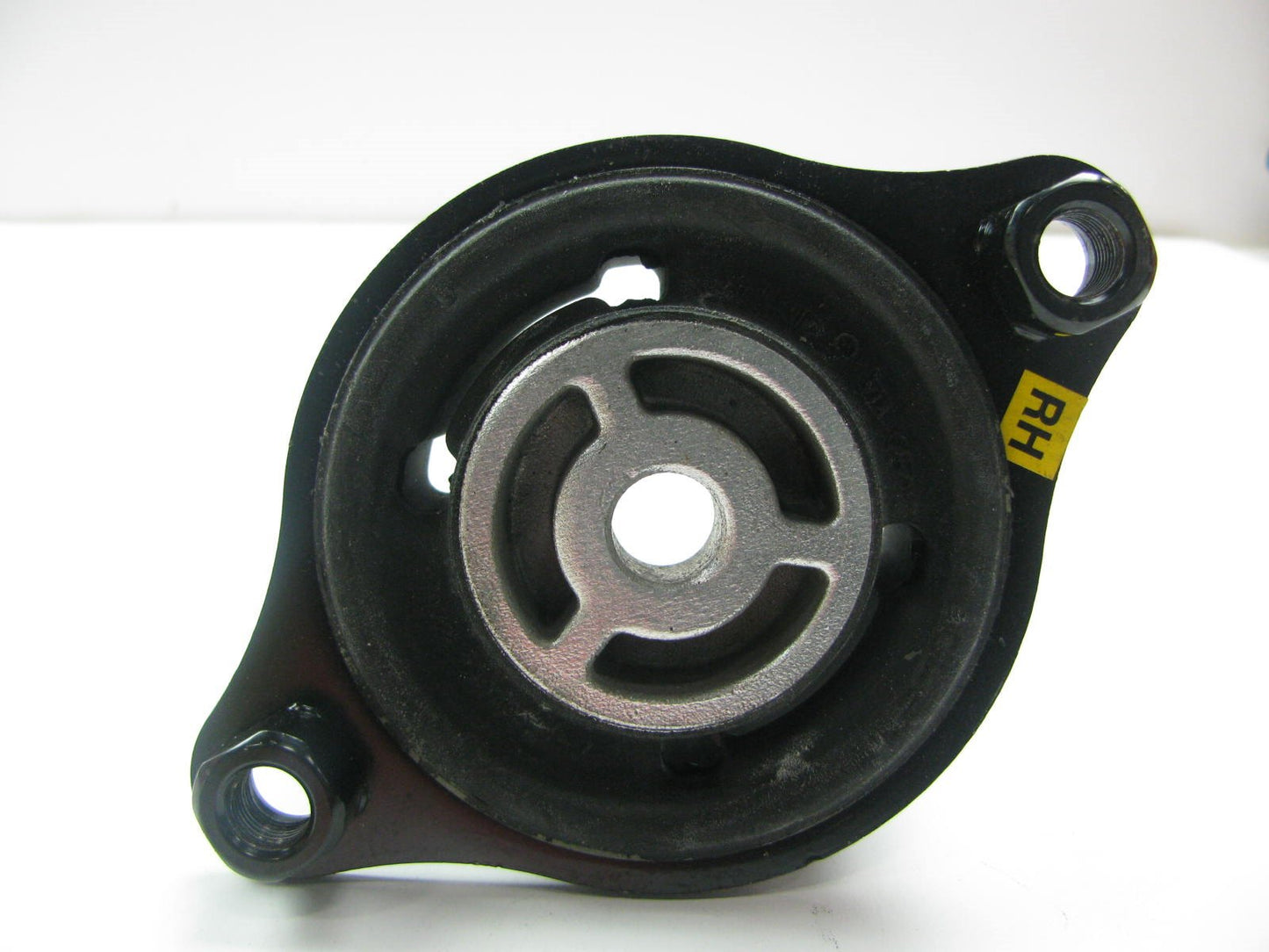 New OEM Rear Chassis Insulator Mount For 2009 Kia Borrego 219702J050