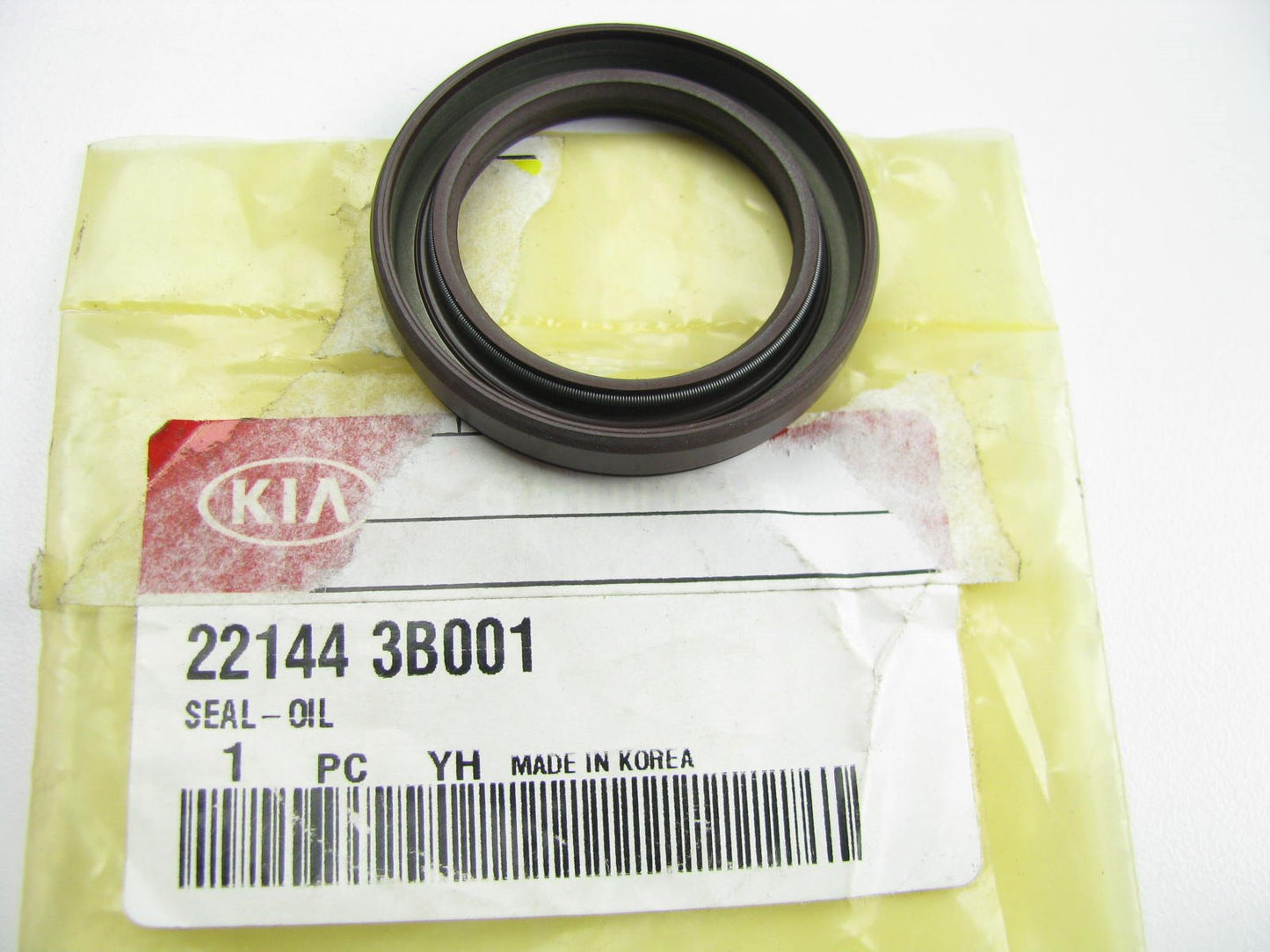 NEW - OEM 221443B001 Engine Camshaft Seal For Kia