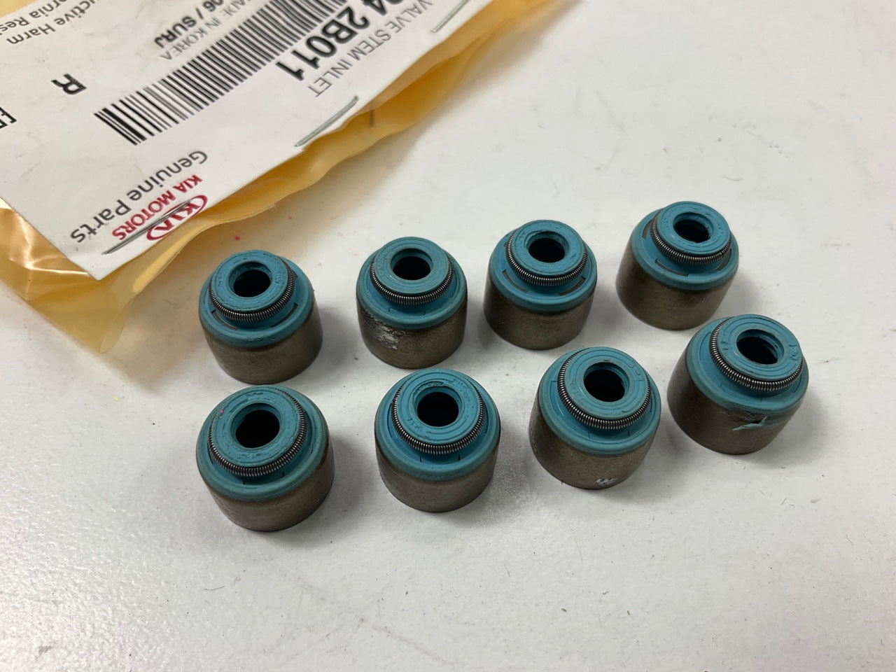 (8) NEW Intake Engine Valve Stem Oil Seals OEM For Kia 222242B011