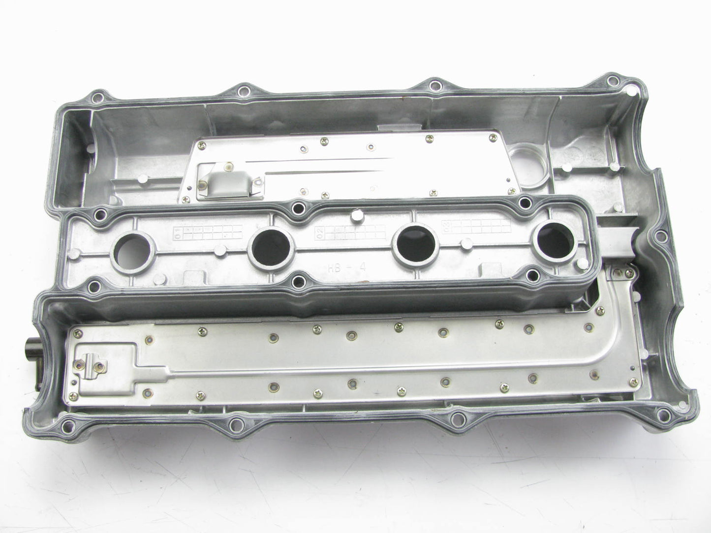 NEW Engine Valve Cover OEM For 2001-2002 Kia Sportage 2.0L 224203X000