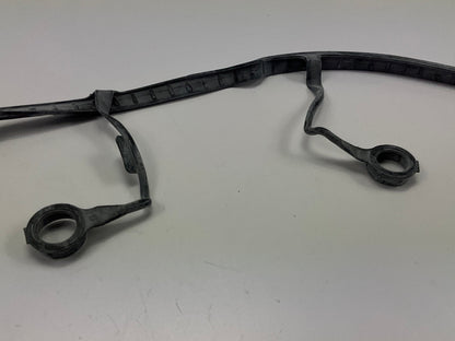 NEW GENUINE Valve Cover Gasket OEM For Kia 224412E700