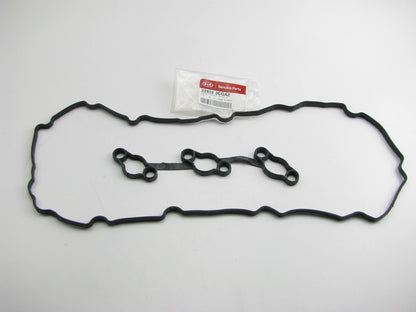 NEW GENUINE - LEFT Valve Cover Gasket OEM For Kia 224533CGA2