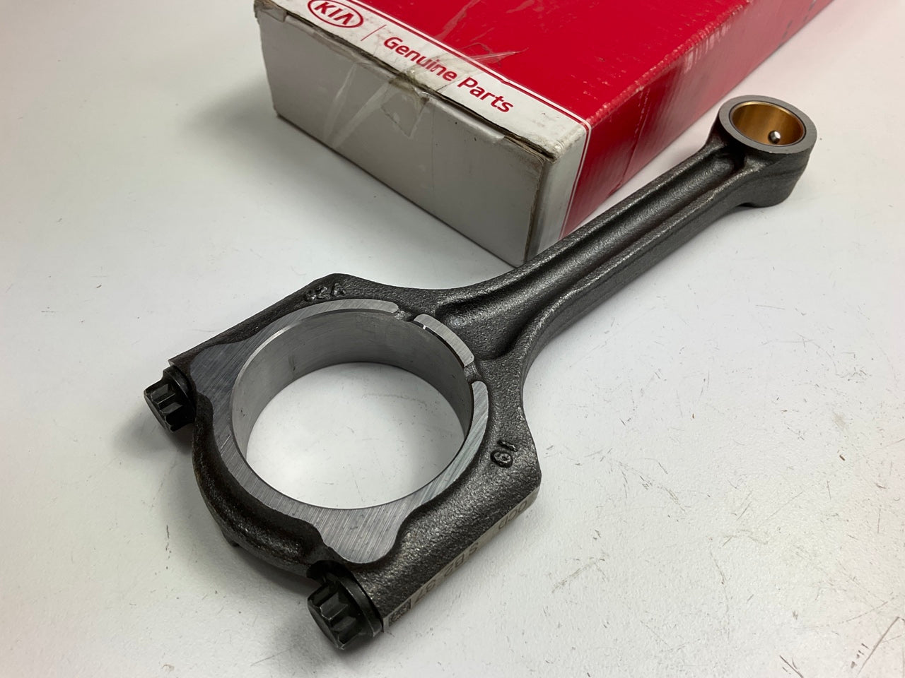 NEW GENUINE Engine Connecting Rod OEM For 12-19 Kia 2.0L Non-turbo 235102E410