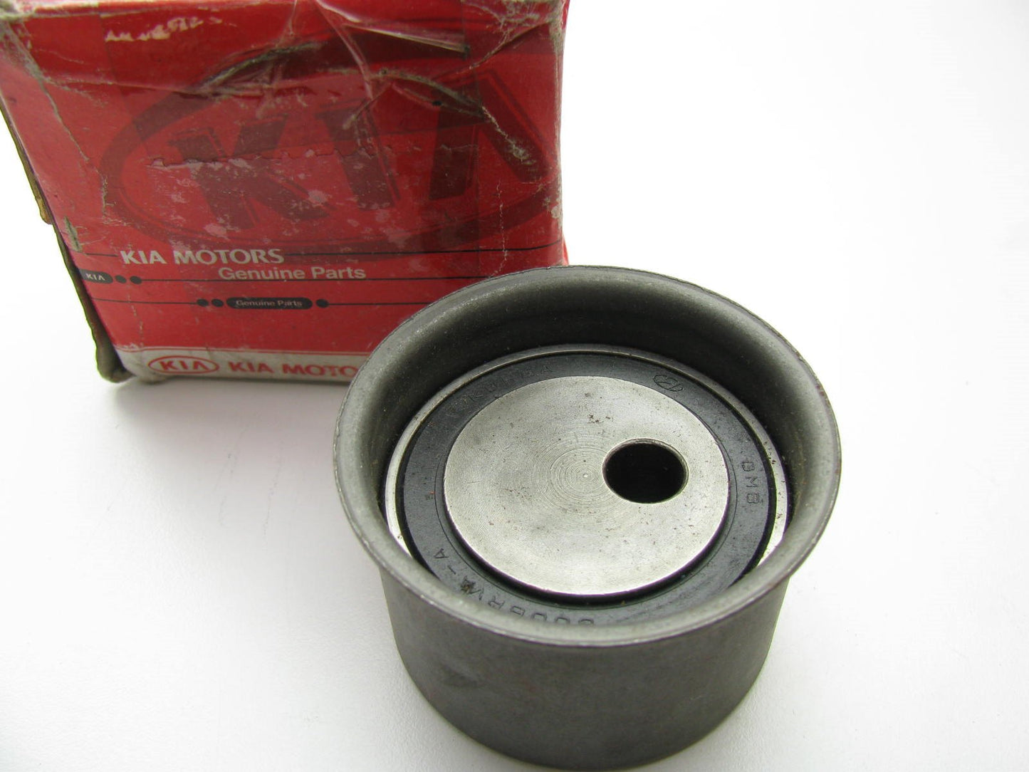 NEW GENUINE OEM Engine Timing Belt Tensioner Pulley For Kia 2.7L V6  2445037100