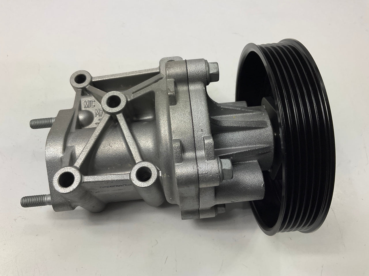 NEW GENUINE Engine Water Pump OEM For Kia 251002G000