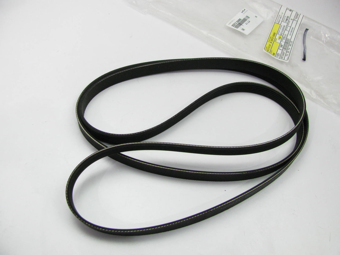 NEW - OEM 2521225000 Serpentine Belt For Kia