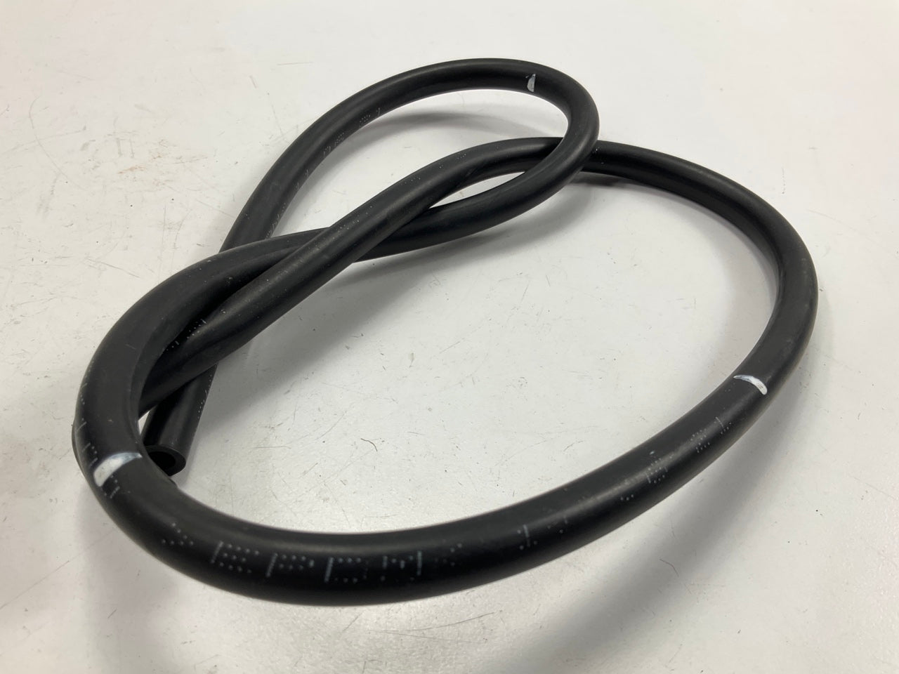 NEW - OEM 254512K100  Radiator To Reservoir Hose For 2009-2011 Kia Soul