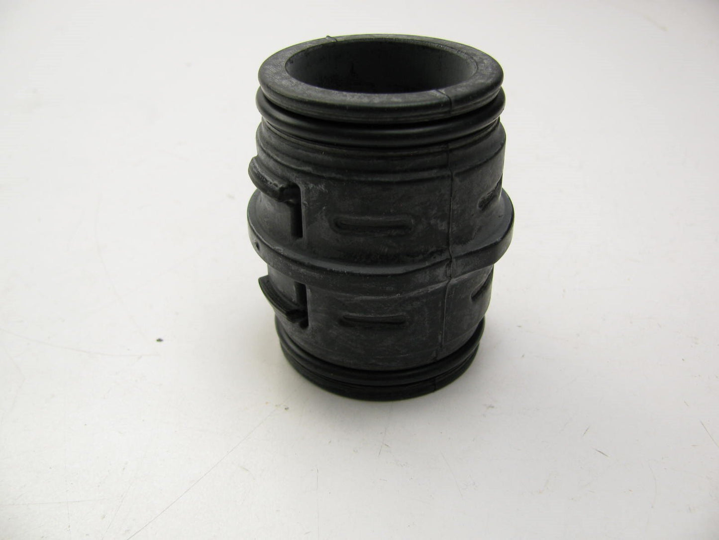 NEW - OEM Thermostat Housing Connector Pipe For 15-18 Kia Sedona 11-18 Sorento