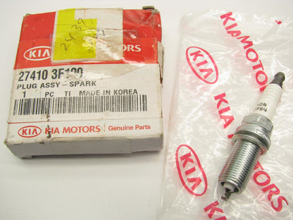 NEW GENUINE OEM SINGLE Spark Plug For 2009-12 Kia Borrego 274103F100