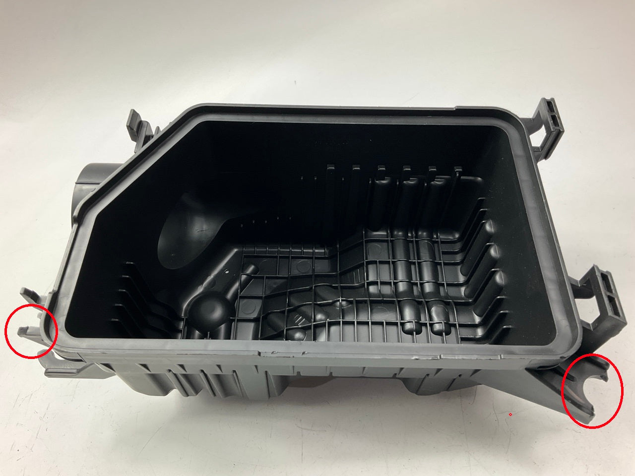 Damaged Mounting Tabs, See Photos - NEW OEM Air Cleaner For 2014-2020 Kia Forte