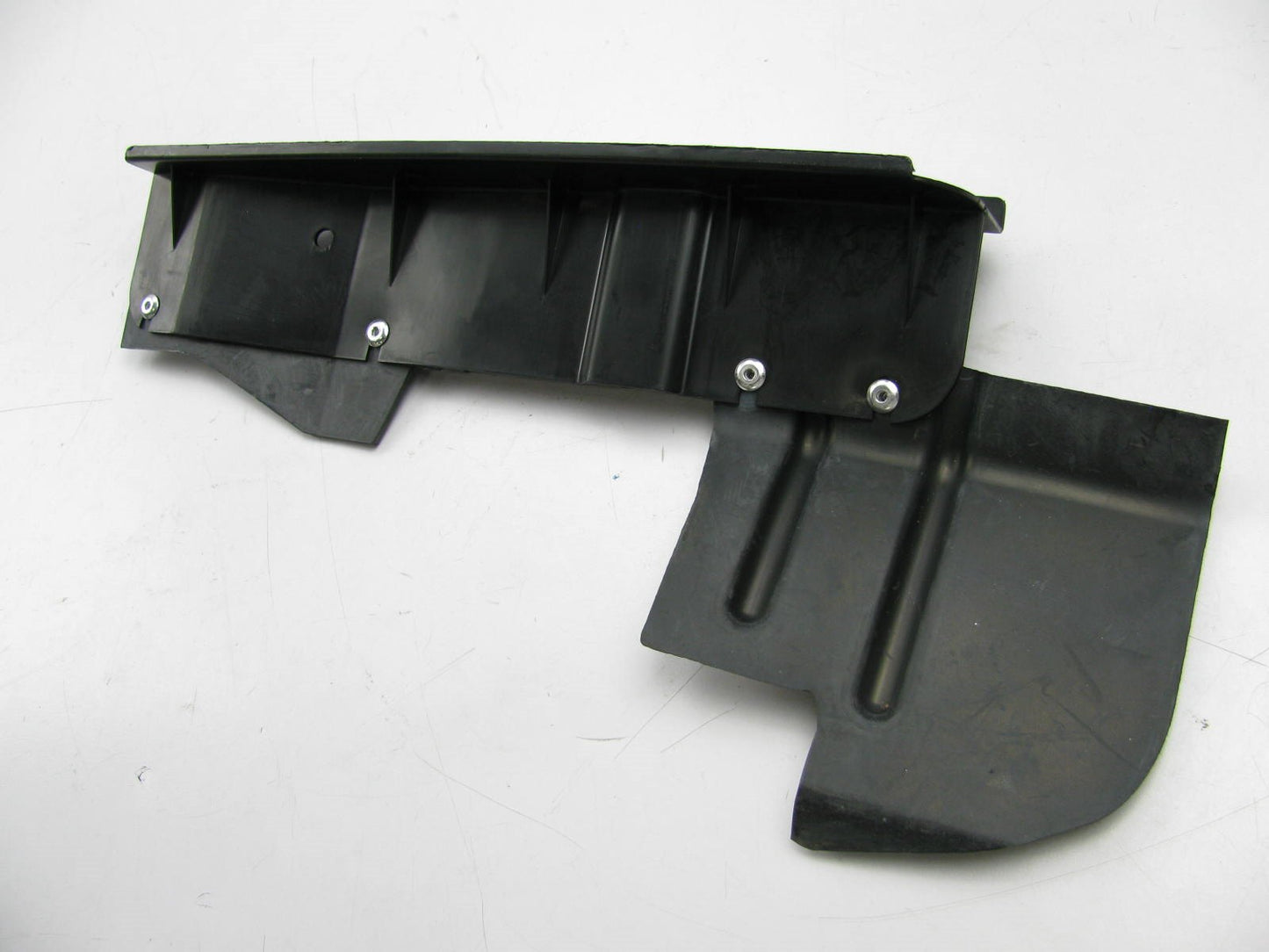 NEW Left Side Radiator Support Air Guide Panel OEM For 2004-2006 Kia Amanti