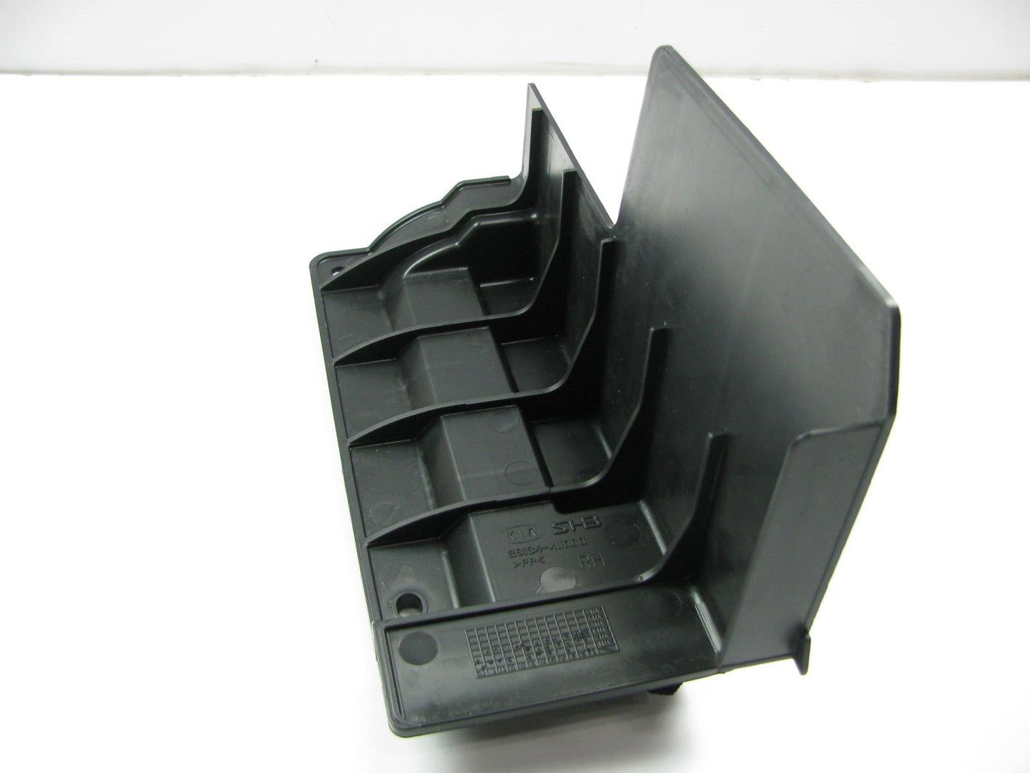 New OEM Radiator Support Air Guide Panel Right Passenger For 11-13 Optima 2.4L