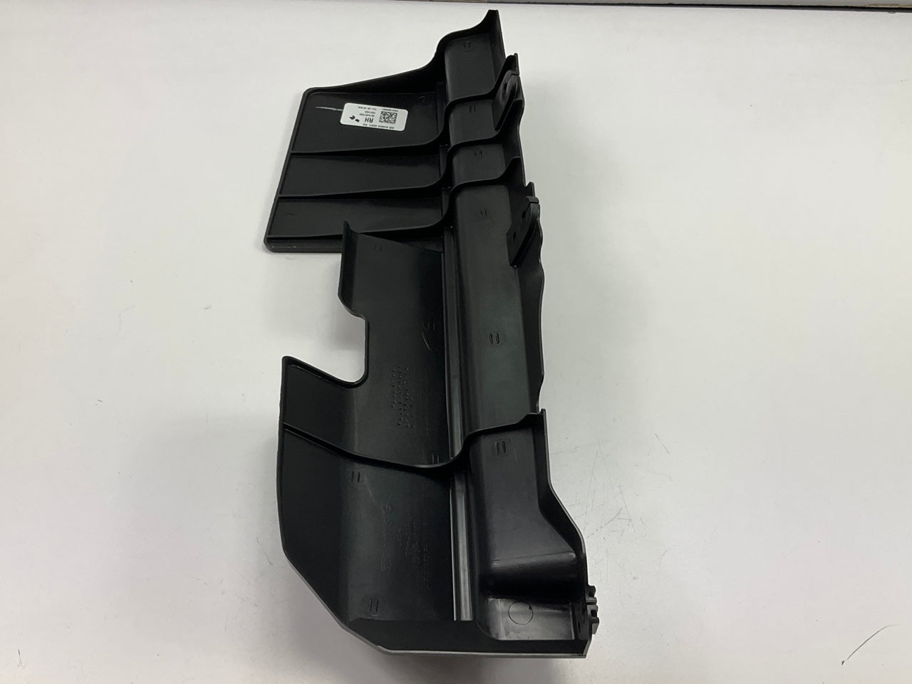 NEW Right Radiator Support Air Deflector OEM  For 2019-2024 Kia Forte 29134M7000