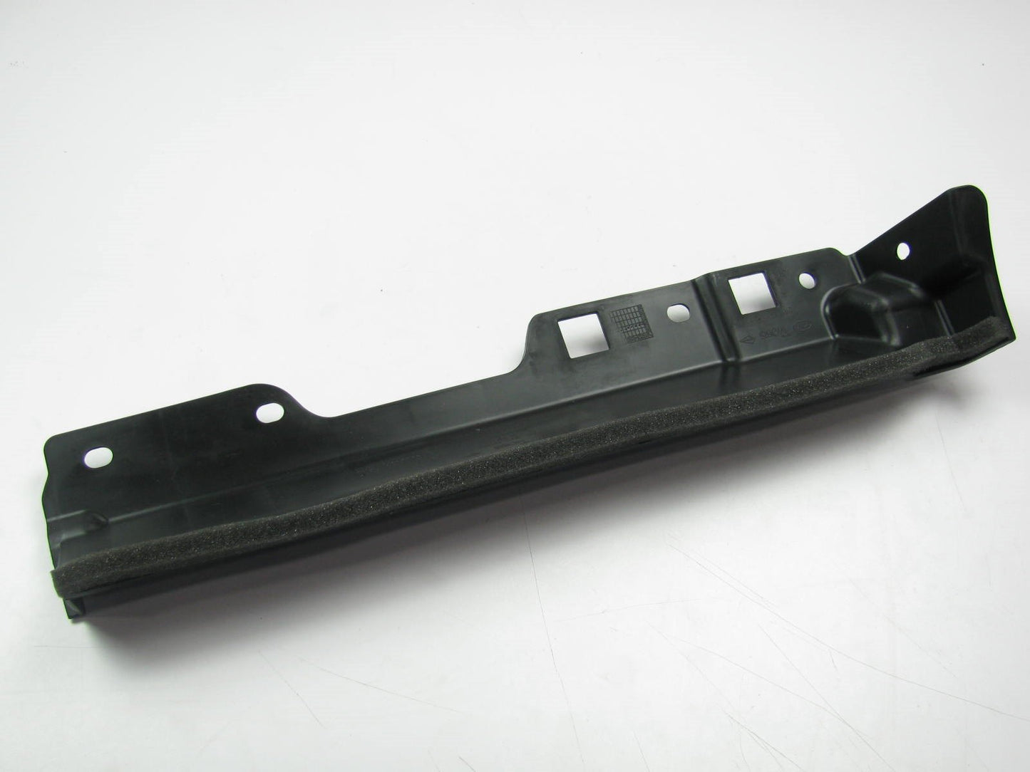 Radiator Support A/C Condenser Air Guard Shield Left Side OEM For 2007-10 Rondo