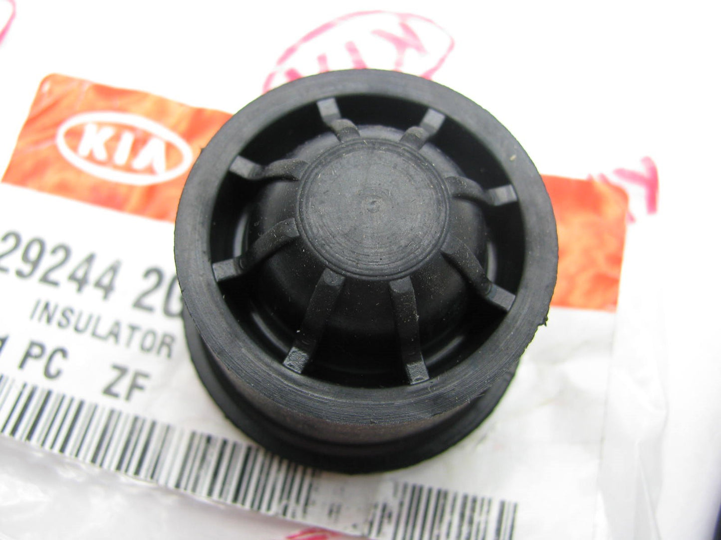 NEW GENUINE Engine Appearance Cover Insulator Bushing OEM For Kia 292442G710