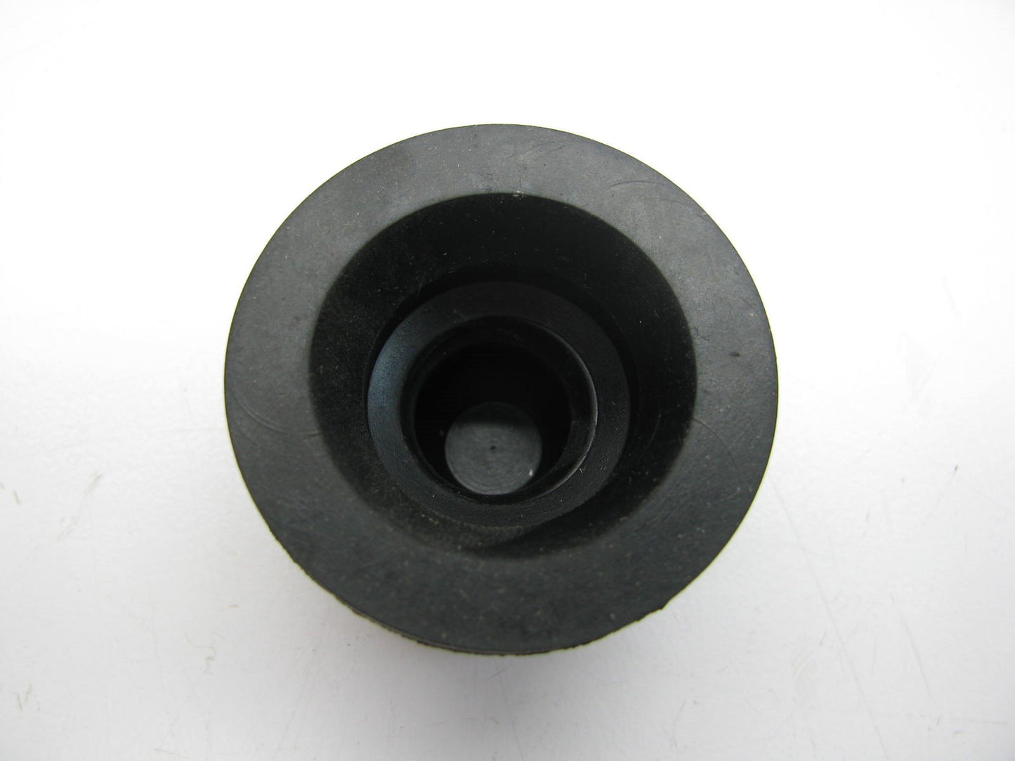 NEW GENUINE Engine Appearance Cover Insulator Bushing OEM For Kia 292442G710