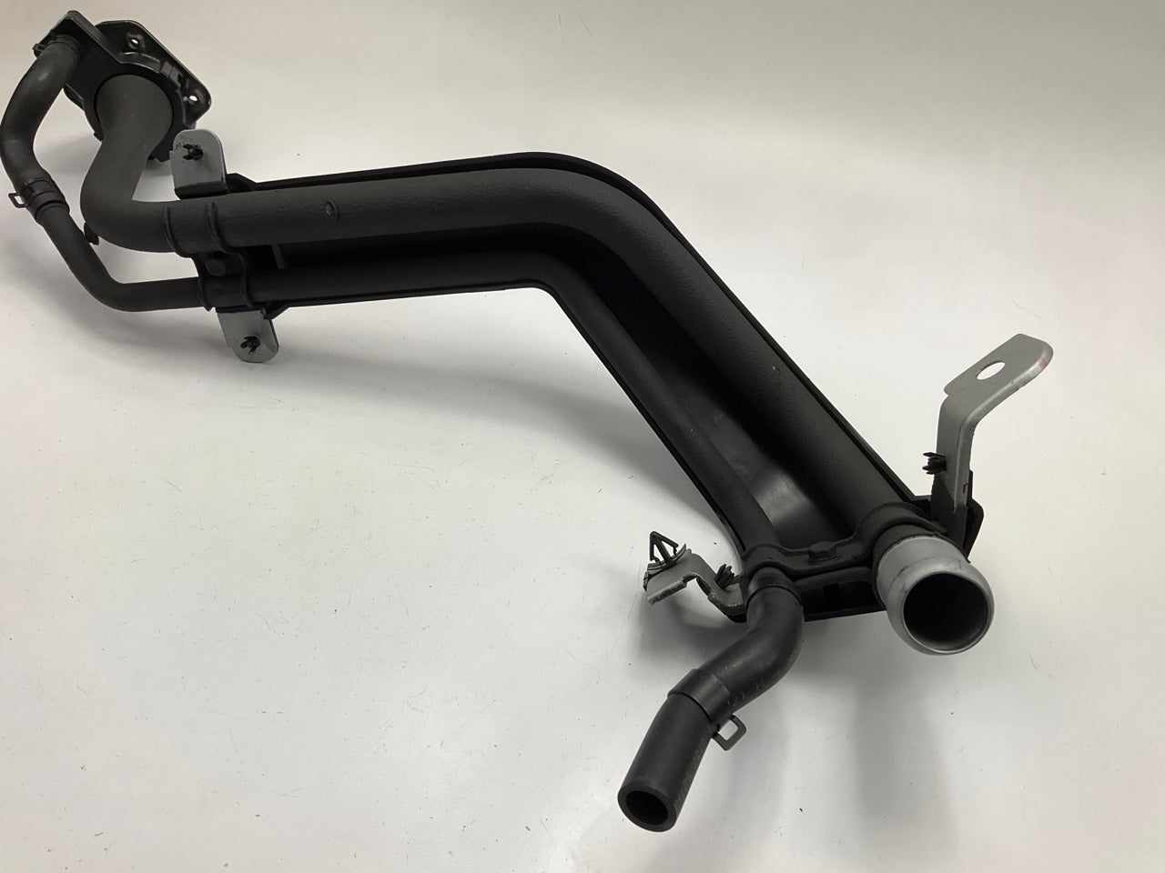 NEW Fuel Filler Neck & Hose OEM For 2014-2018 Kia Forte 31030A7500