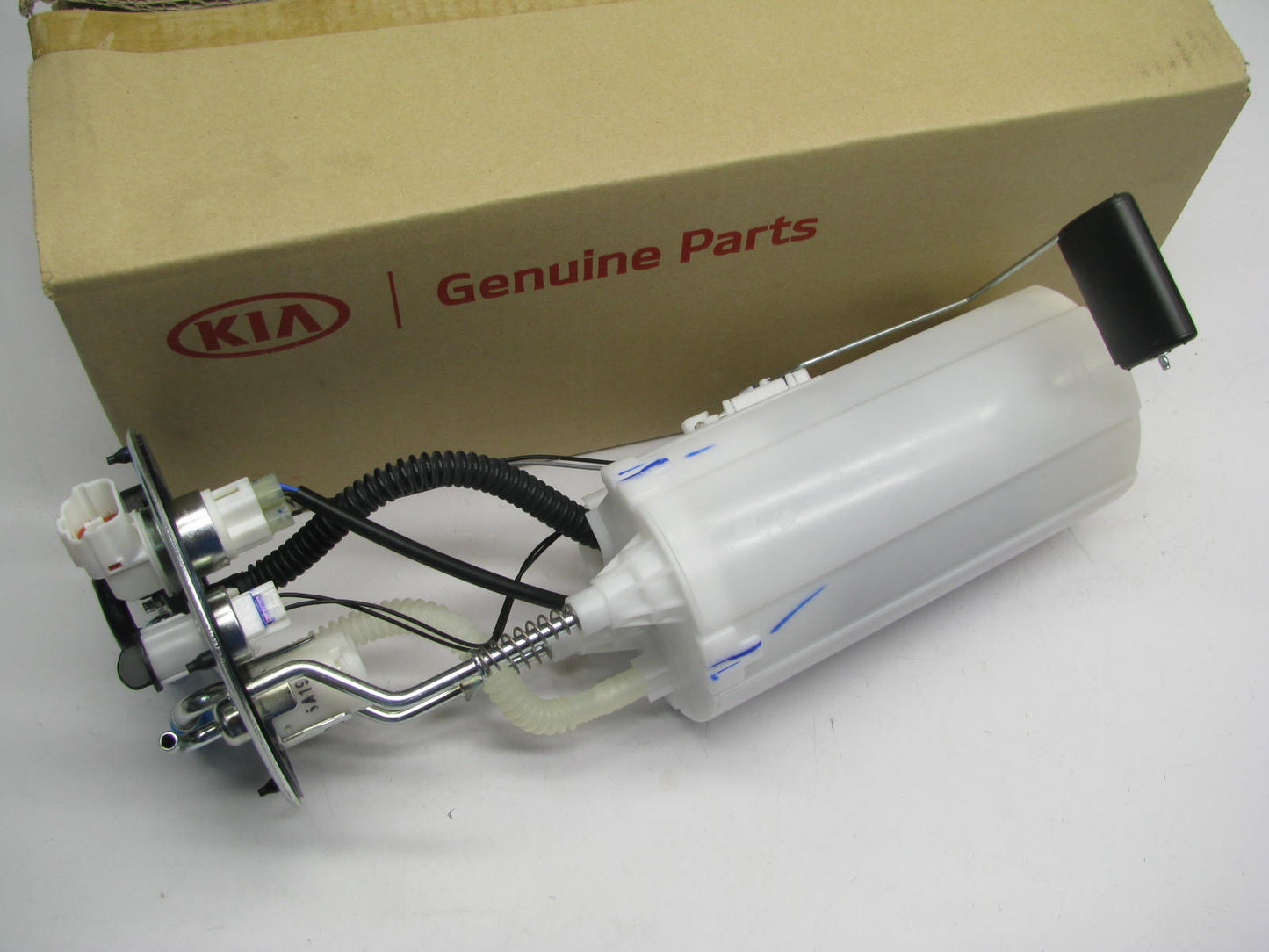 NEW - OEM 311503E200 Fuel Pump Module Assembly For 2003-2004 Kia Sorento 3.5L-V6