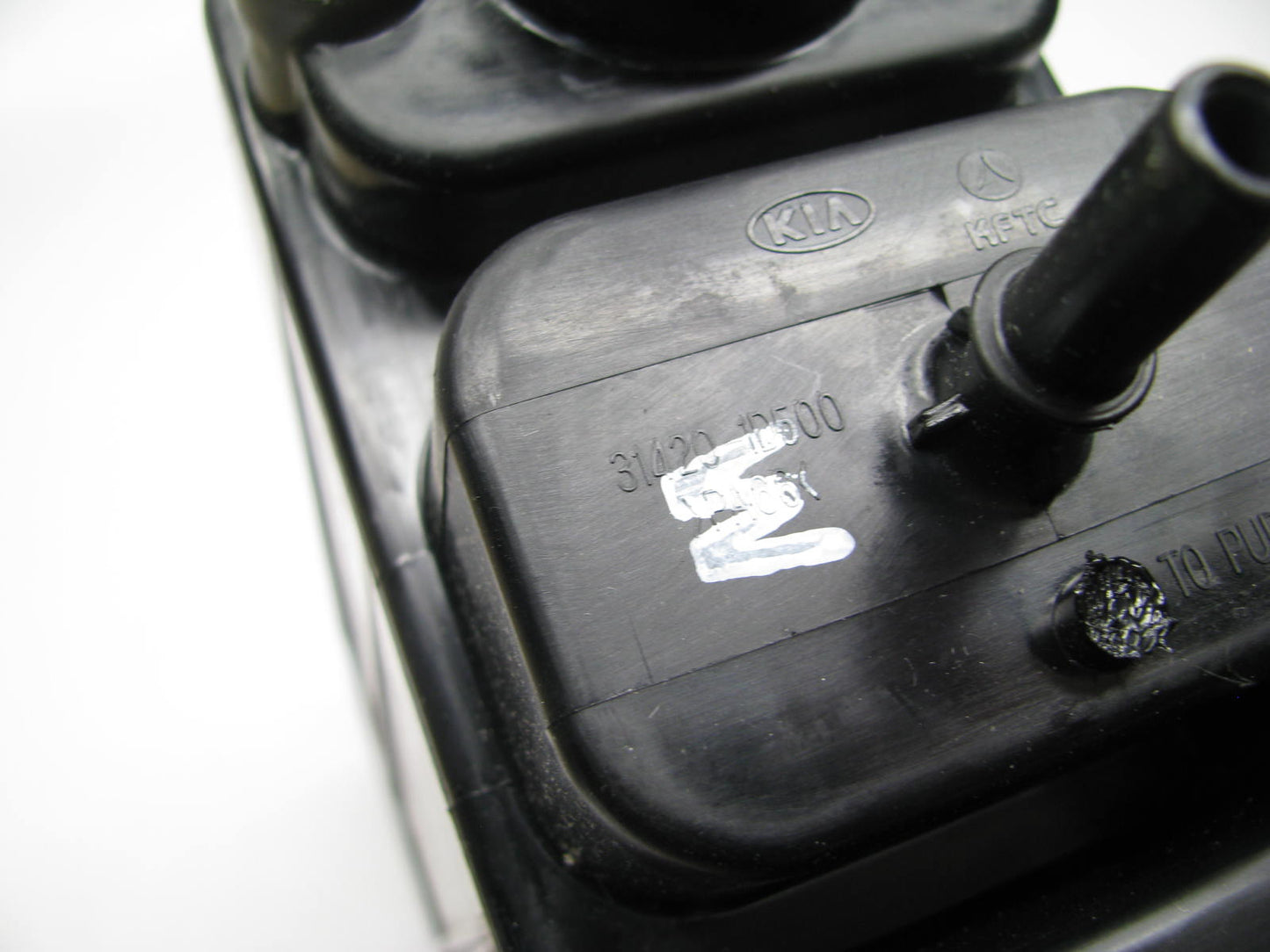 NEW - OEM 314102T601QQK Emissions Fuel Vapor Canister For 2011-2015 Kia Optima