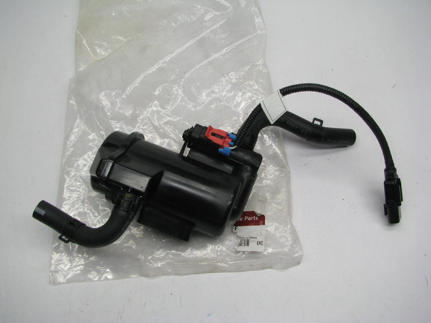 NEW OEM Genuine Vapor Air Canister Filter For 2017-2022  Ioniq,  2017-2020 Niro