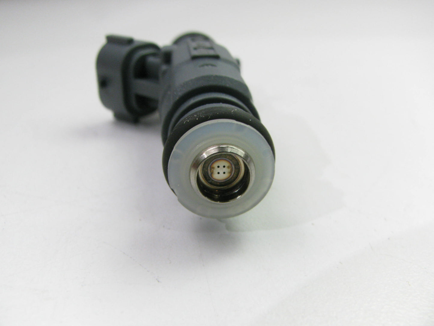 NEW GENUINE Fuel Injector OEM For 2009 Kia Borrego 4.6L V8 353103F000