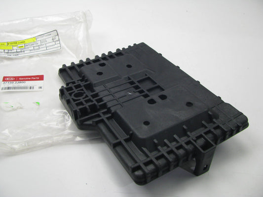 NEW Battery Tray OEM For 2009 Kia Borrego 371502J800