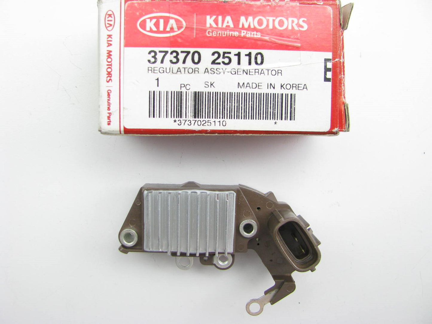 NEW - OEM Genuine 3737025110 Voltage Regulator For Kia