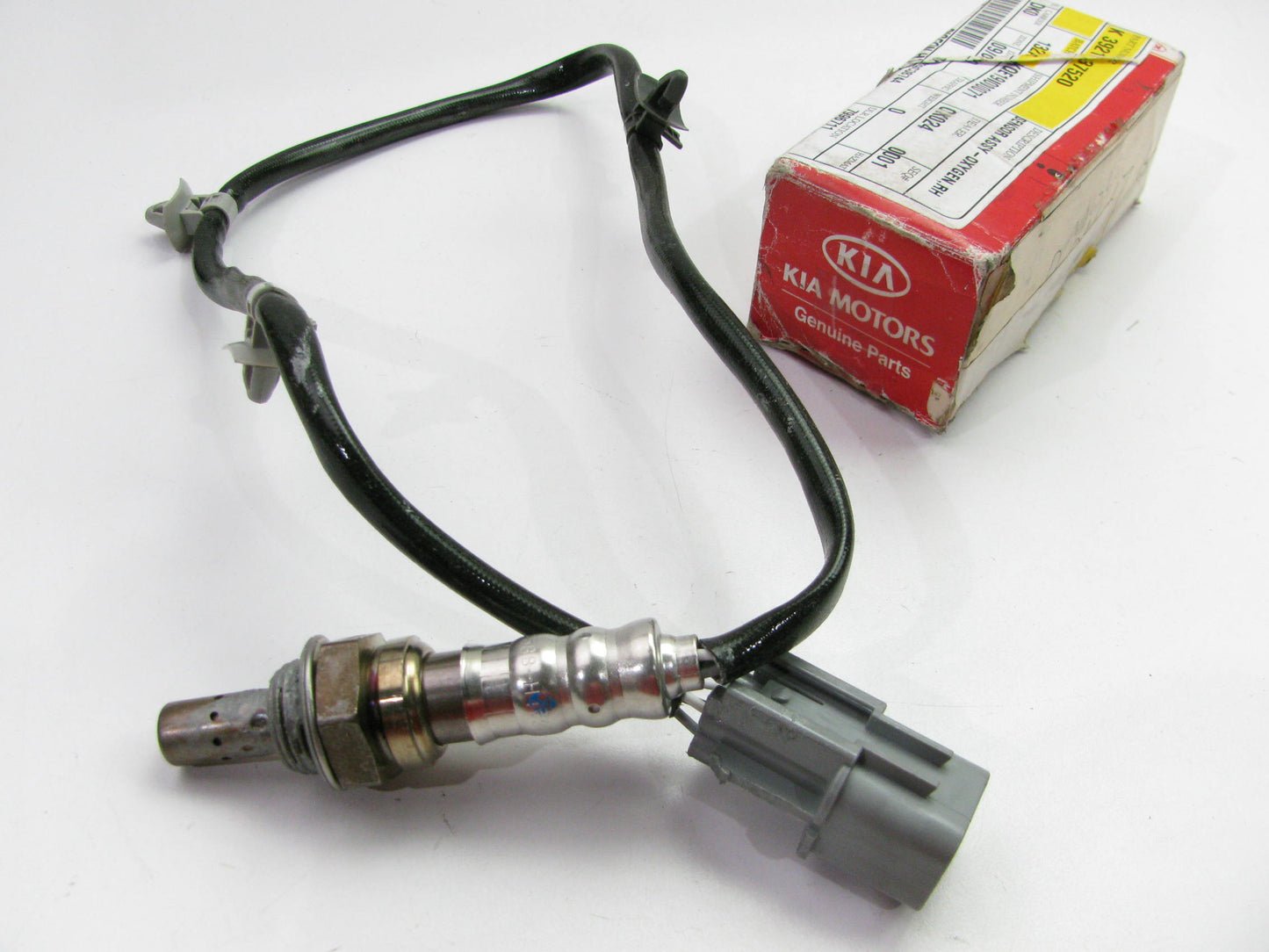 NEW GENUINE OEM For KIA 3921037520 Oxygen O2 Sensor - Downstream 2.7L V6 ONLY