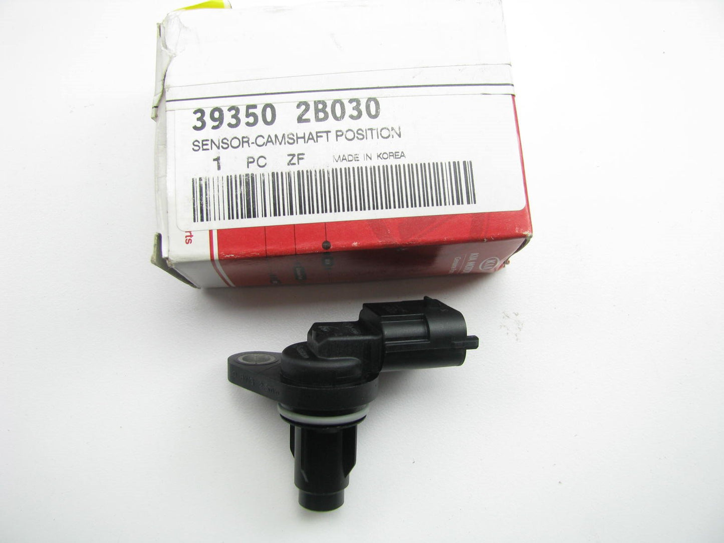 Engine Camshaft Cam Position Sensor OEM For KIA 393502B030