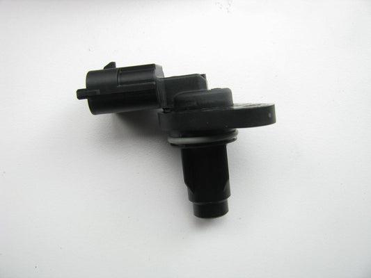 Engine Camshaft Cam Position Sensor OEM For KIA 393502B030