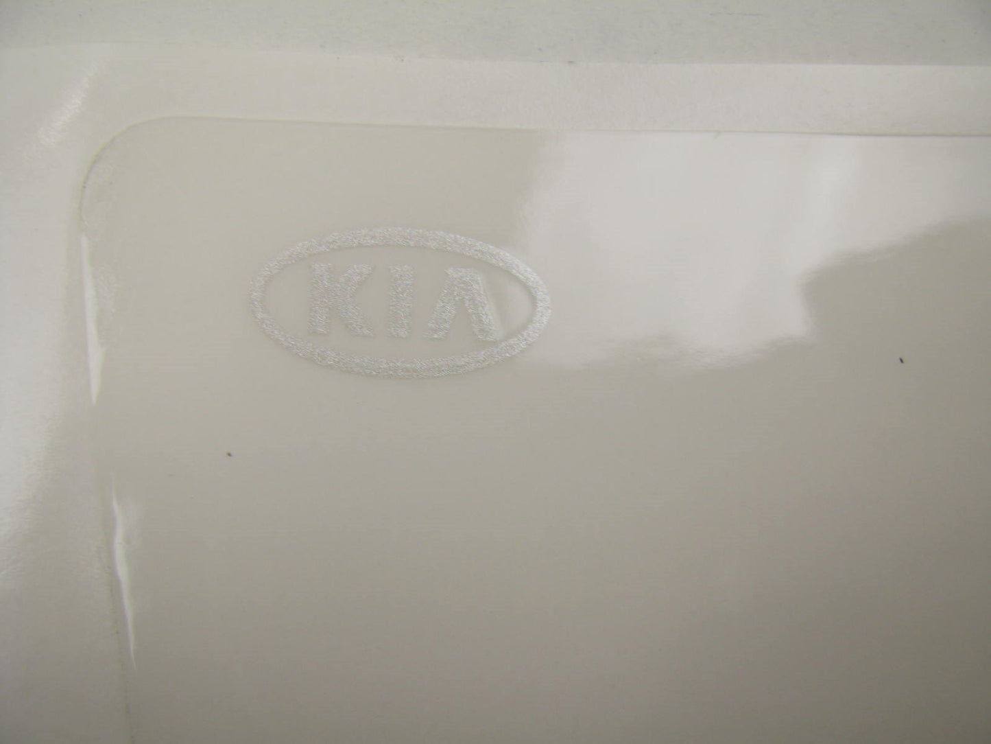 NEW - OEM 3R027ADU00 Rear Bumper Clear Applique Film For 2014-2016 Kia Cadenza