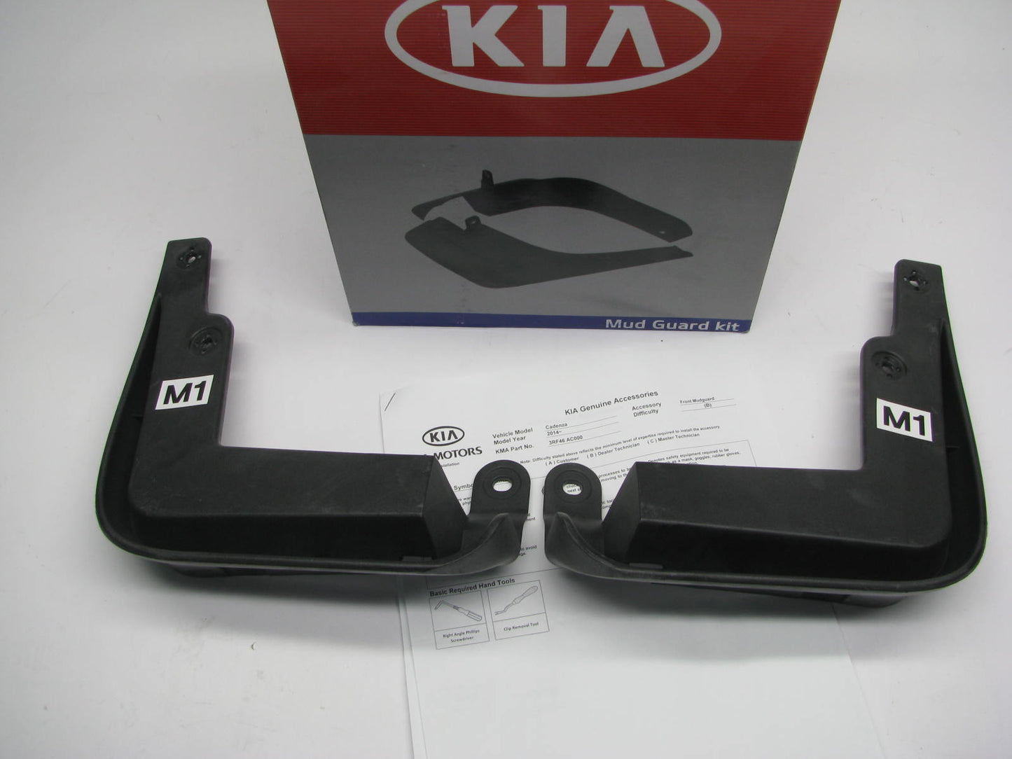 NEW Front Splash Guards / Mud Flaps Genuine OEM For 2014-2016 Kia Cadenza
