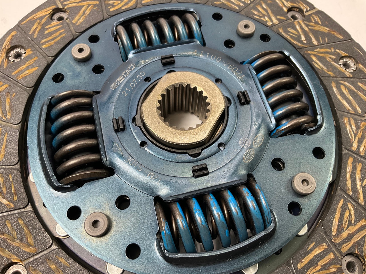 NEW - OEM 4110026021 Clutch Friction Disc For 2014-19 Kia Soul, 2015-18 Rio 1.6L