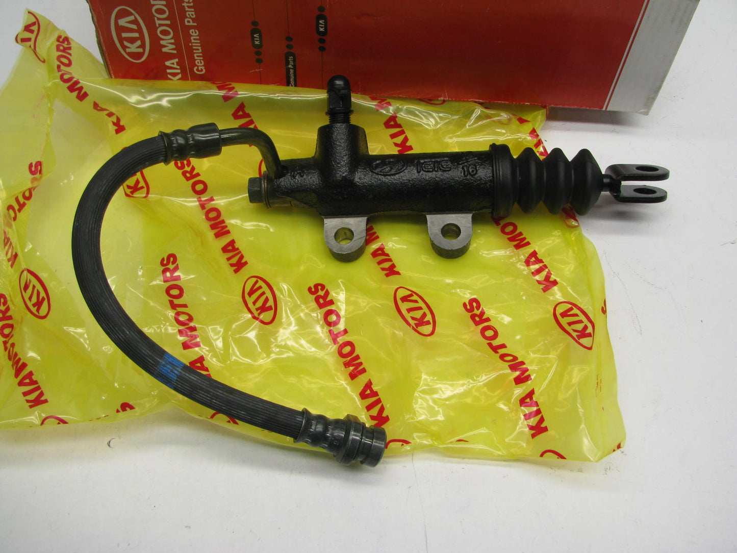 NEW - OEM 4173028560 Cluch Slave Cylinder & Hose For 07-09 Kia Spectra