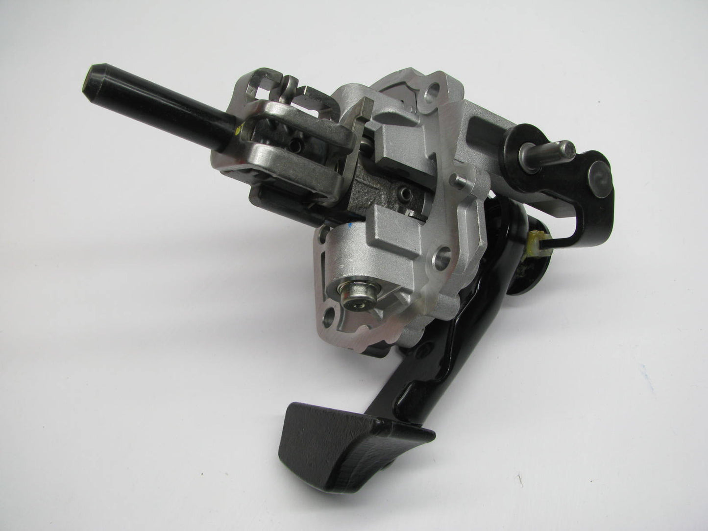 NEW - OEM 4380026050 6 Speed Manual Transmission Control Shaft For KIA