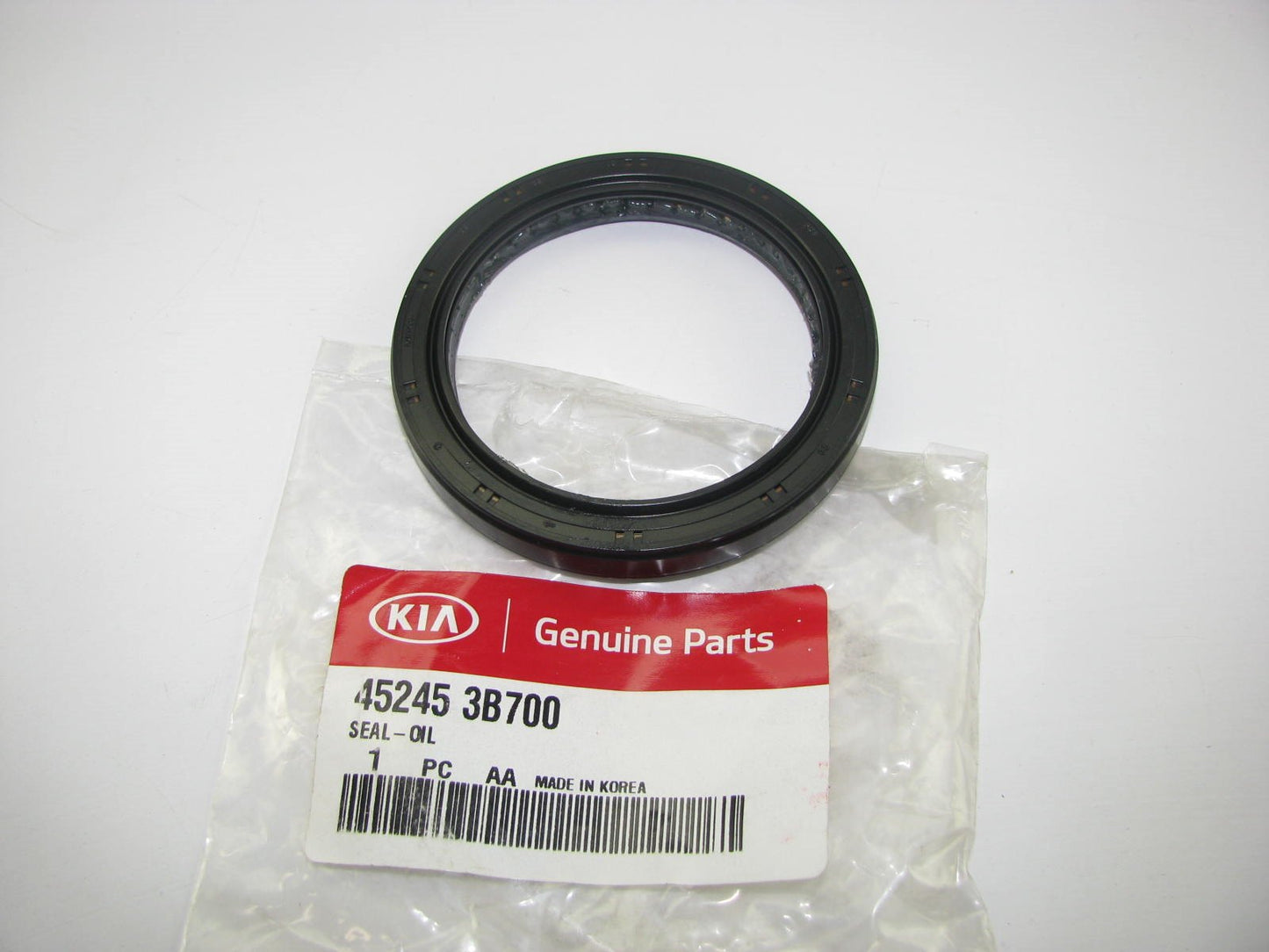 NEW - OEM 452453B700 Automatic Transmission Output Shaft Seal For Kia