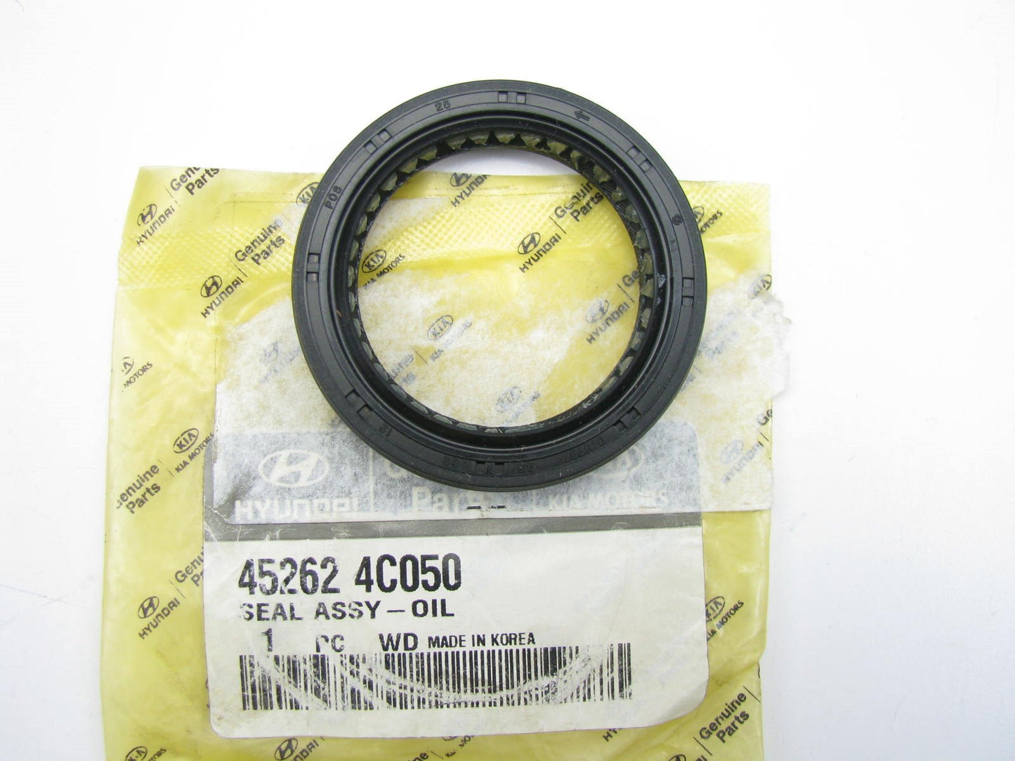 NEW OEM Automatic Transmission Transaxle Box Housing Oil Seal For 05-09 Sorento