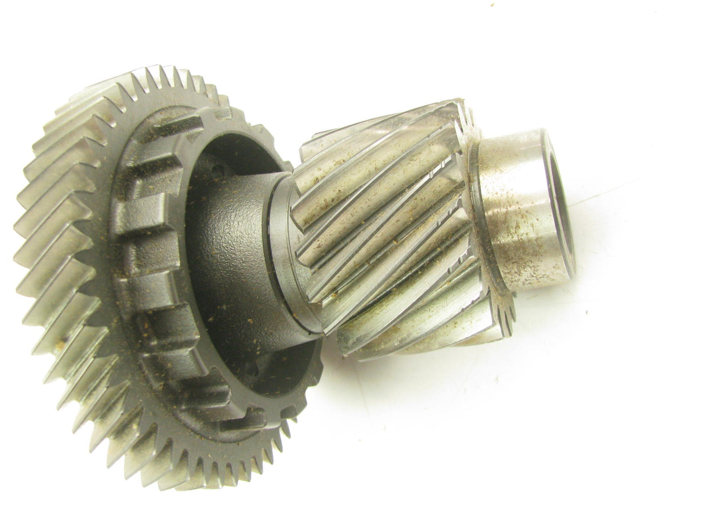 NEW GENUIN Auto Transaxle ATA Transfer Driven Gear OEM For KIA 4572026000