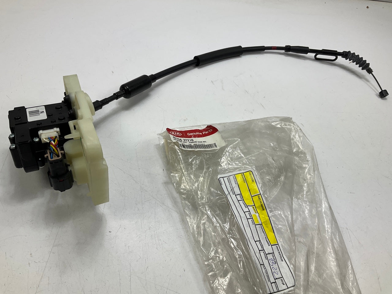 NEW Parking Gear Shifter Shift Release Actuator OEM For 15-17 K900 467563T210