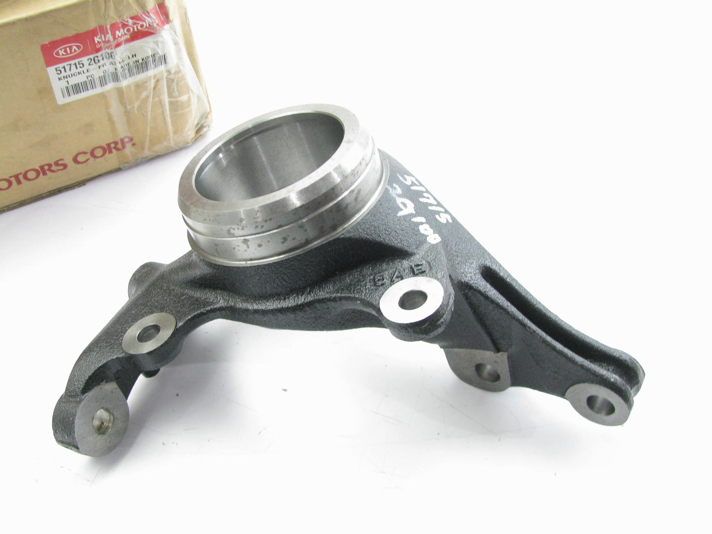 NEW - OEM 517152G100 Front Left Steering Knuckle Spindle For 2006 Kia Optima