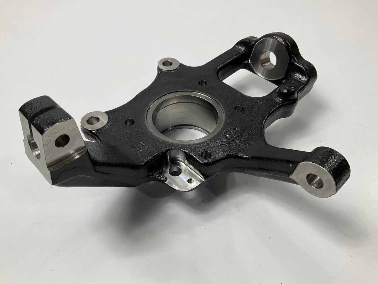 NEW Front Left Steering Knuckle OEM For 2007-09 Kia Sorento AWD ONLY 517153E250
