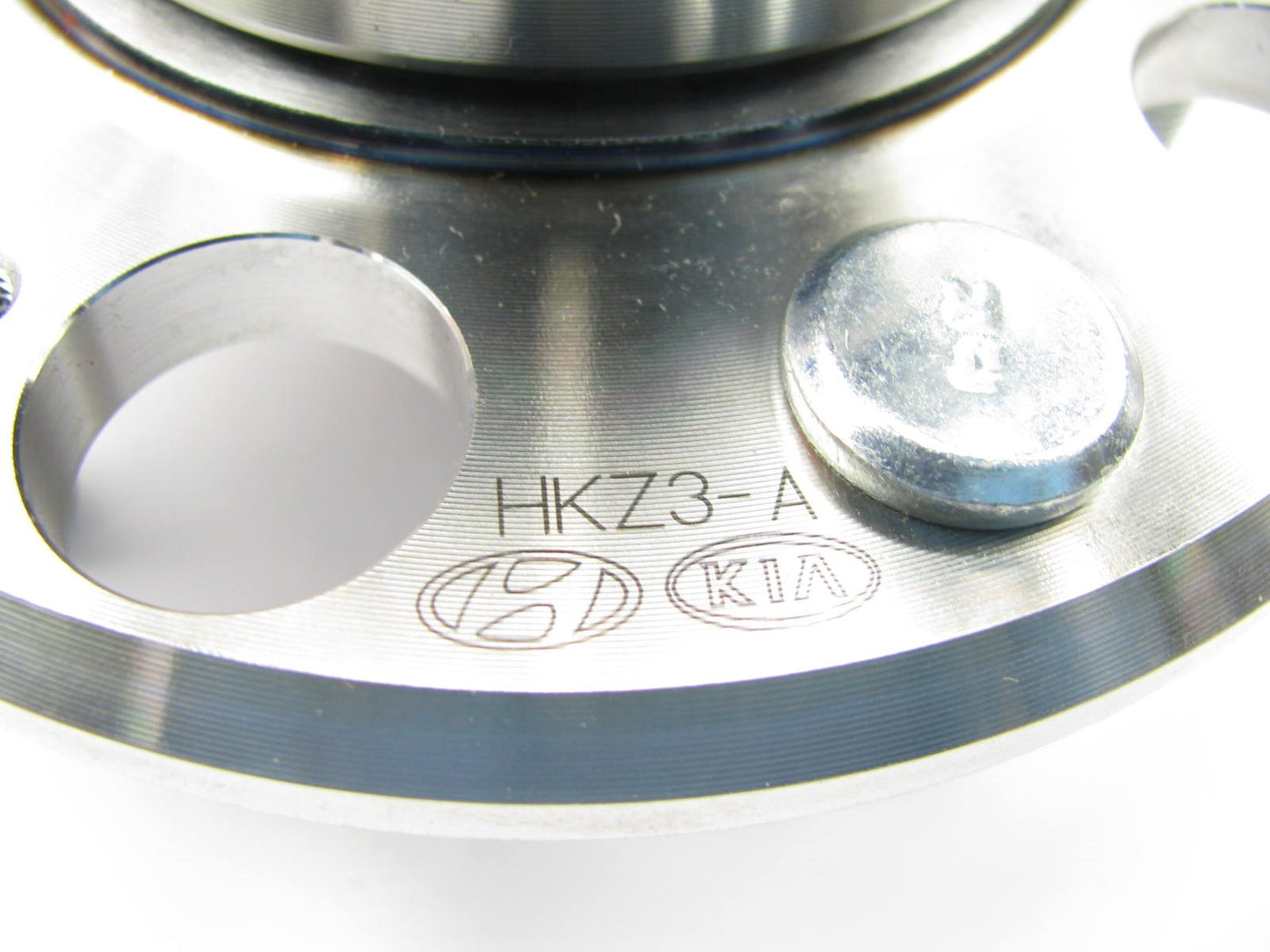 NEW - OEM GENUINE Rear Wheel Hub Bearing W/O ABS For 01-06 Kia Optima 5273038003