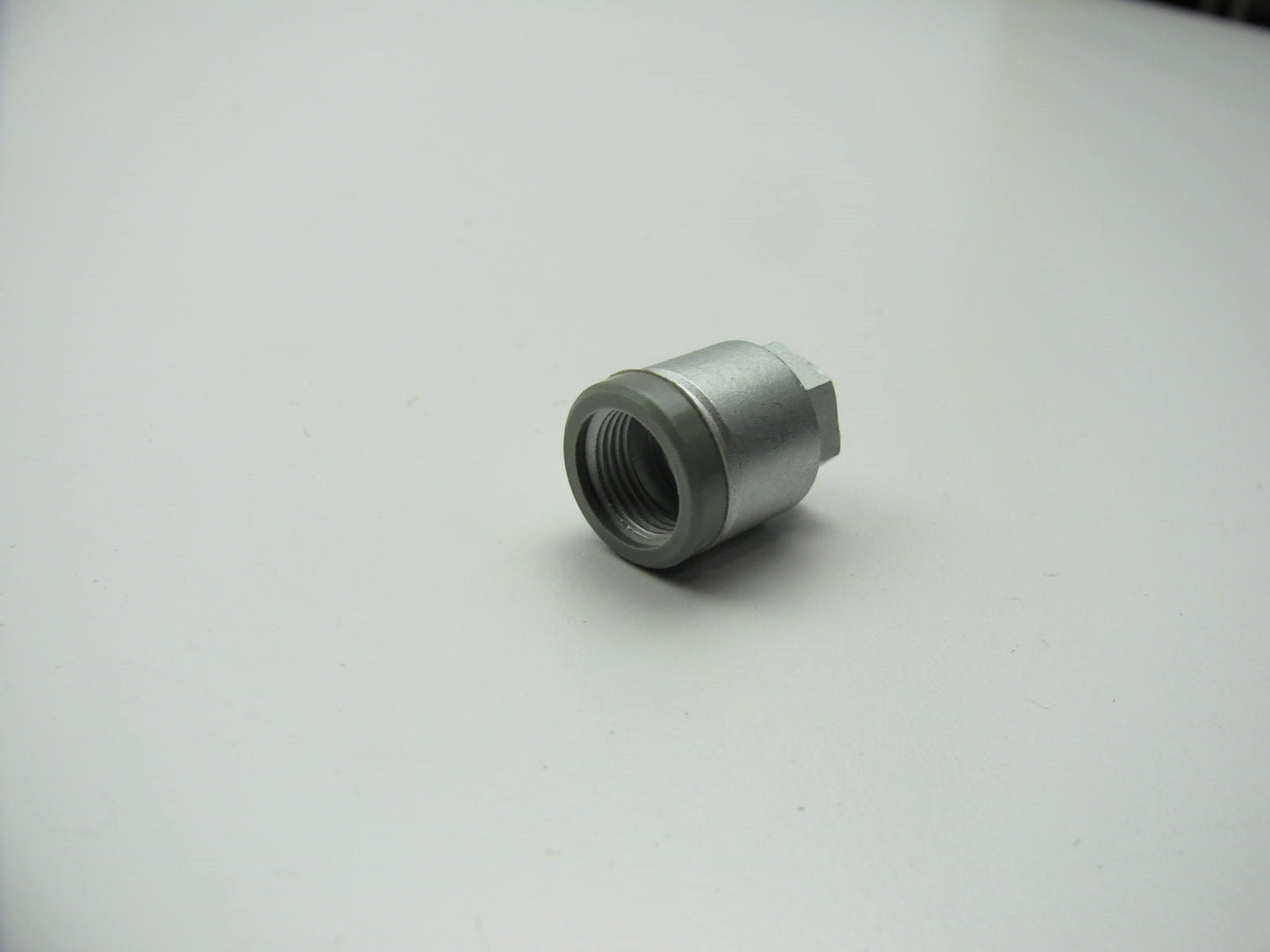 NEW GENUINE Tire Pressure Monitoring System TPMS Sensor Nut OEM For Kia