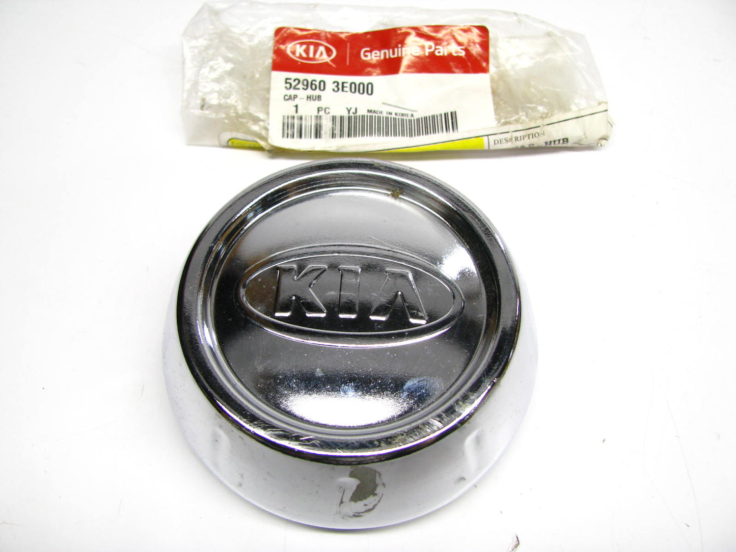 SCRATCHED - OEM 529603E000 Wheel Center Cap Hub Cover Cap For 2003-2006 Sorento