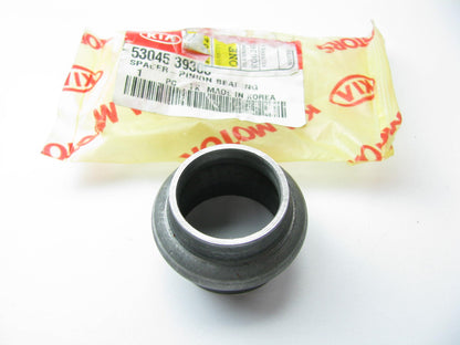 New Genuine Rear Differential Pinion Bearing Spacer OEM For Kia 5304539300