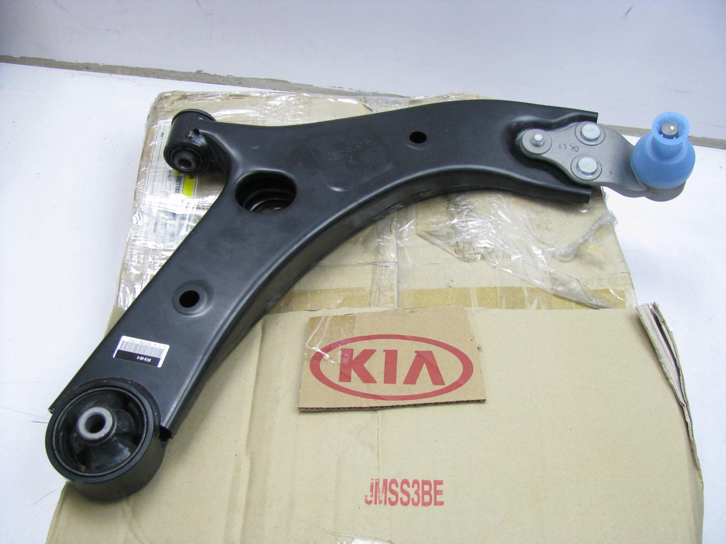 NEW 54501-A9100 Front Right Lower Control Arm W/ Ball Joint For 15-18 Kia Sedona