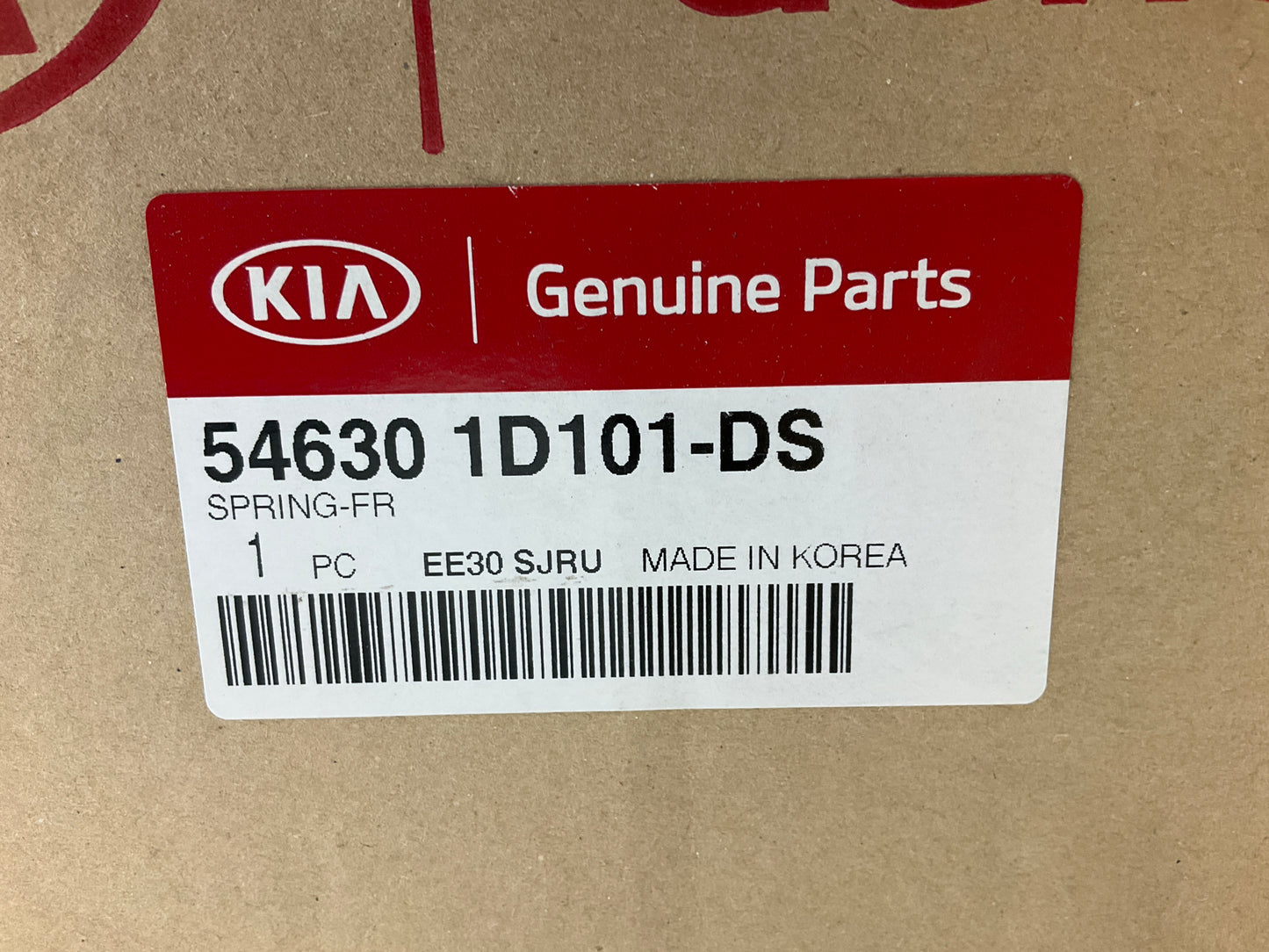 NEW GENUINE Front Suspension Coil Spring OEM For 2007-10 Kia Rondo 546301D101-DS