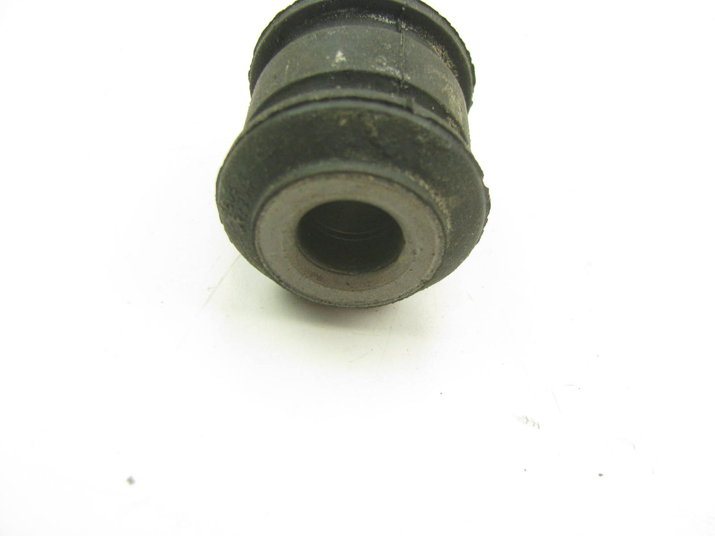 NEW - OEM 5525439000 Rear Lateral Arm Bushing For 2004-2006 Kia Amanti